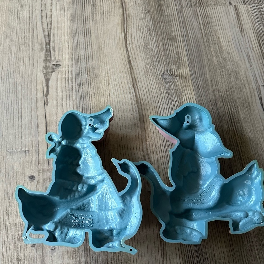 Grandmacore Girl and Goose wall plaques - Picture 5 of 6